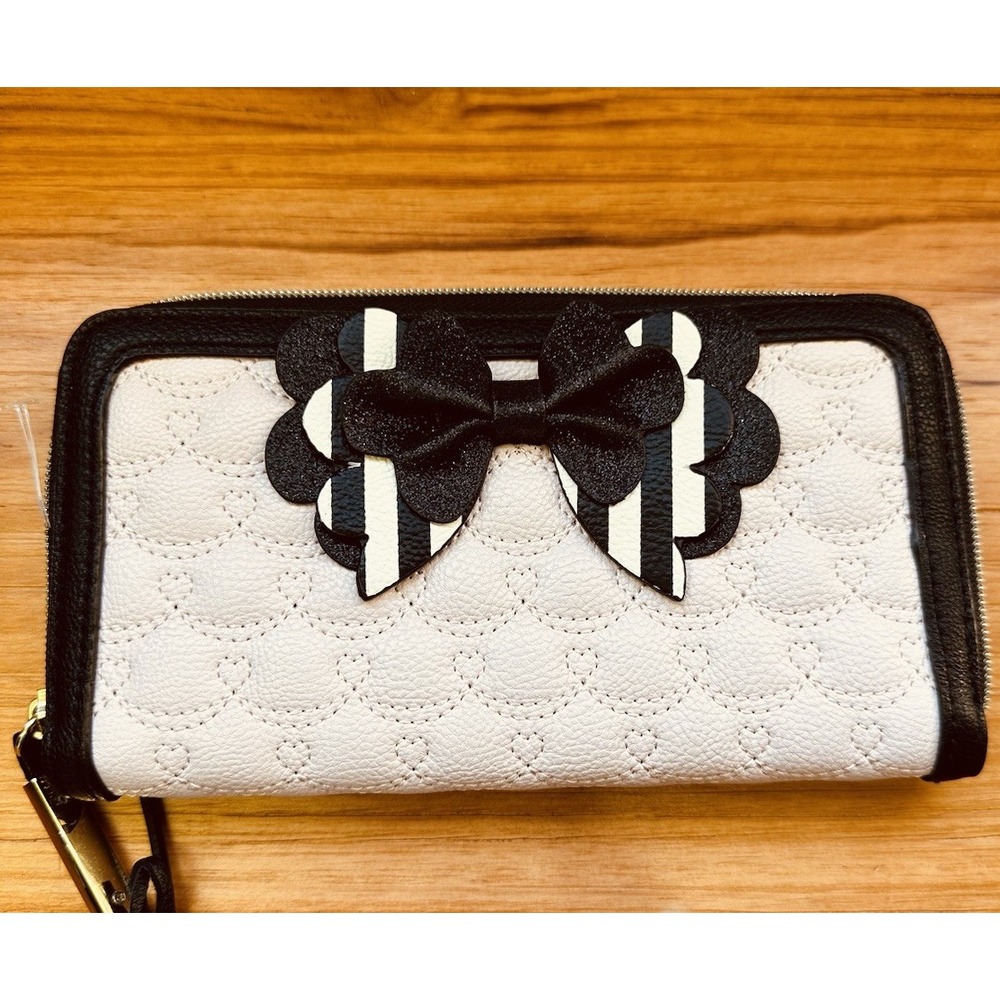 Betsey‎ Johnson Quilted Zip Around Pink & Black Wallet Faux Leather Wallet - Picture 16 of 16